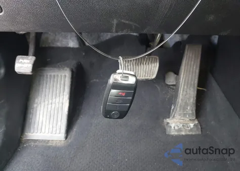 2020 Kia Sorento 3.3L S z USA, uszkodzony, nr VIN 5XYPGDA52LG657957